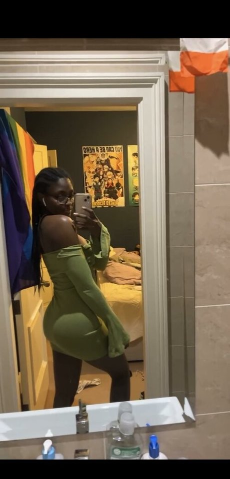 Empty Refuse2705 model porn pics