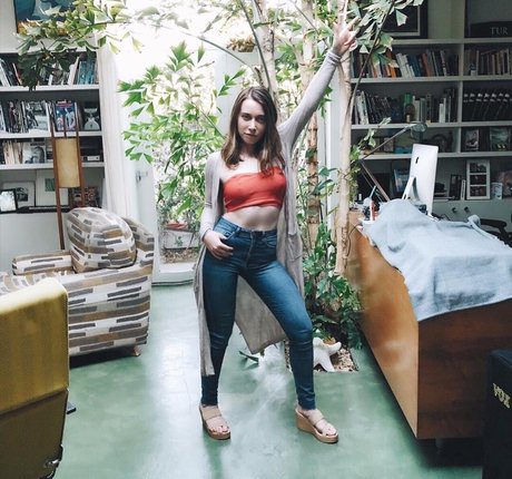 Angelica Trae nice star pics