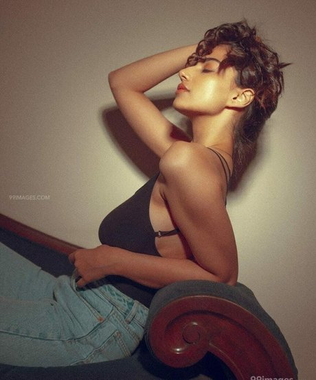 Meenakshi Chaudhary best actress photos