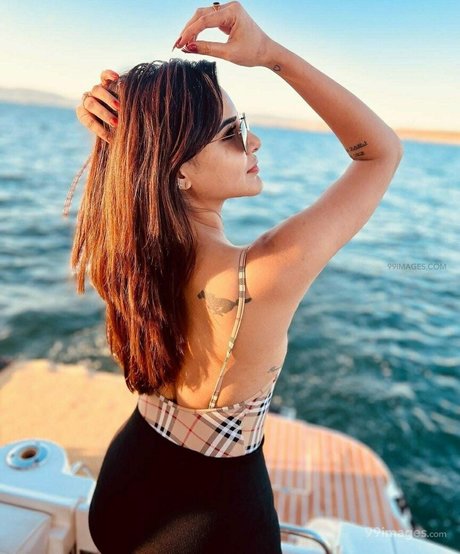 famous nude onlyfans hot xxx image