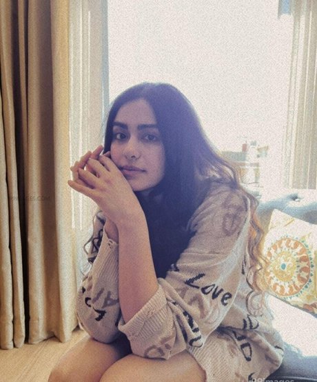 Adah Sharma model erotic archive