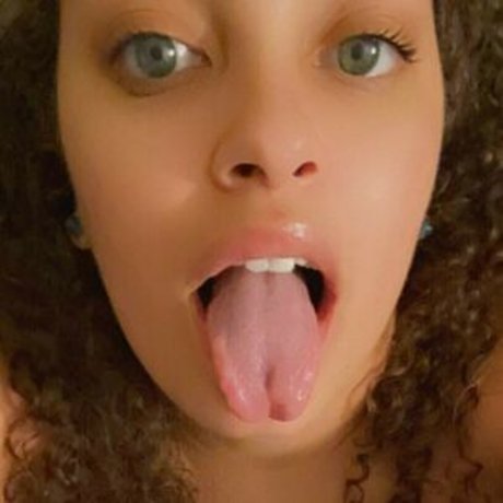 Kennedy Addison xxx actress img