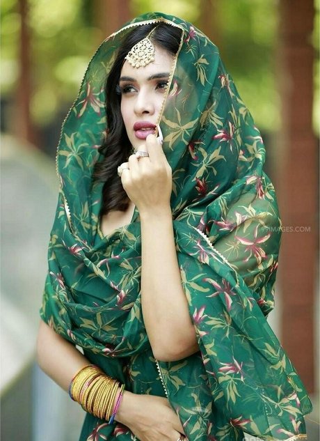 bride onlyfans sexy nudes photo