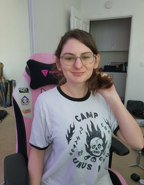 Molly Smith art actress pics