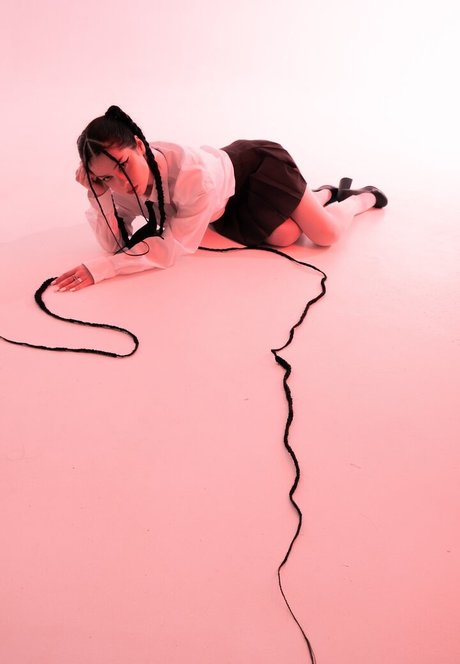 ratchetlbitchescocaina nude model image