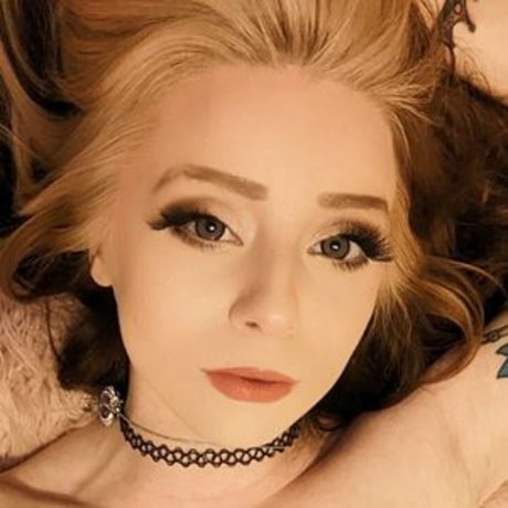 The golden godess model naked picture