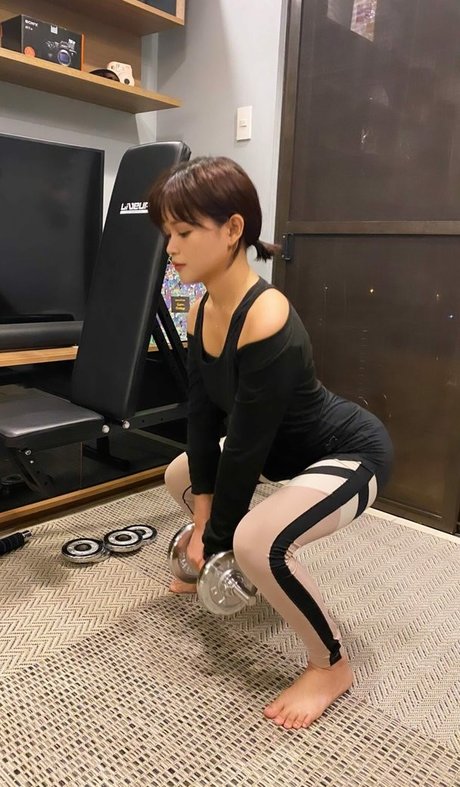 miholy perfect model gallery