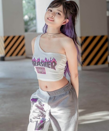 miholy exclusive actress pic