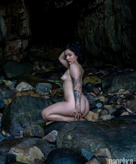 Bi Mejia model perfect images