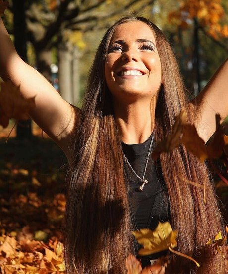 Meike Tosi xxx actress photos