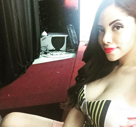 huge dick onlyfans beautiful xxx img