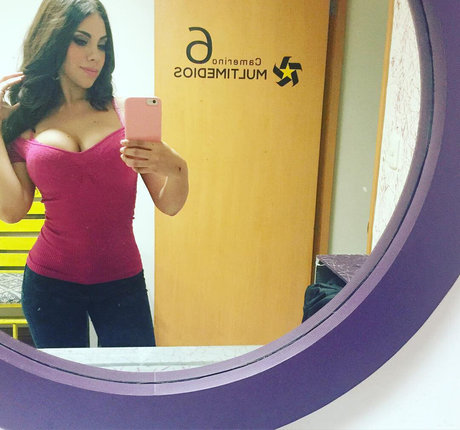 big tits nerd onlyfans pornographic pictures