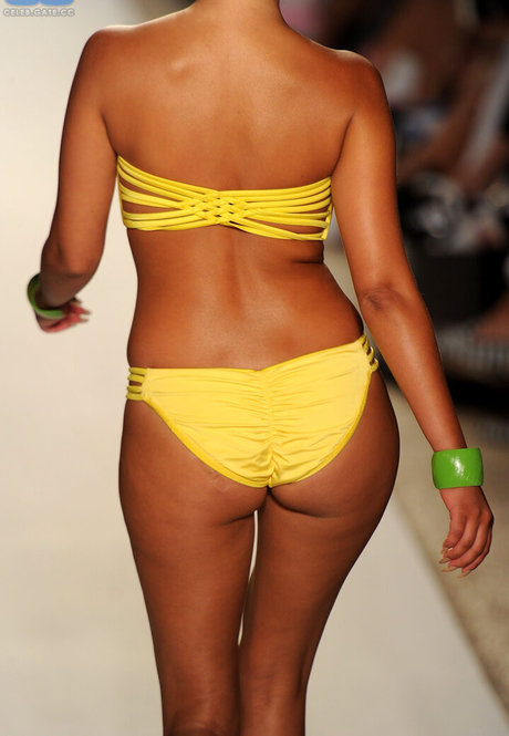 Adrienne Bailon star hd gallery