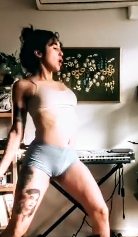 Lenamarisol naked star pic