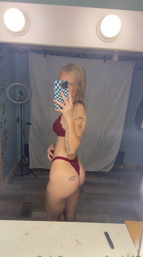 lealy47 sexy star pictures