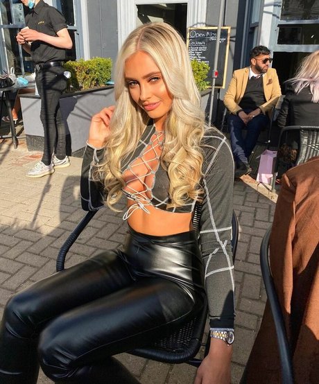 Katie Cook top actress pic