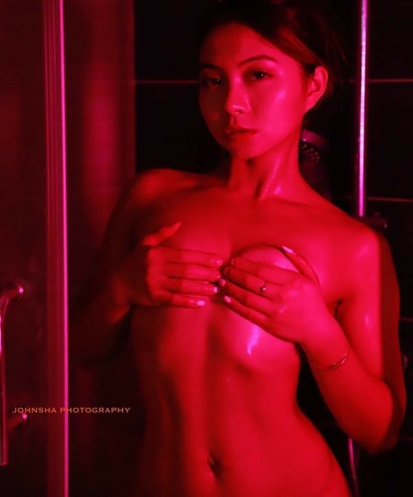 Amber Chan star naked archive