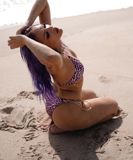 Salina De La Renta Quick photo