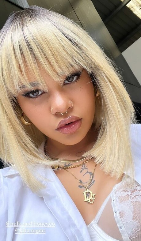 shakirareeve star archive