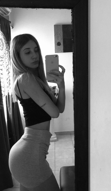 palomazanetc star erotic picture