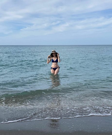 Extraseedless actress galleries