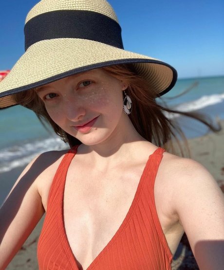 Extraseedless exclusive actress galleries