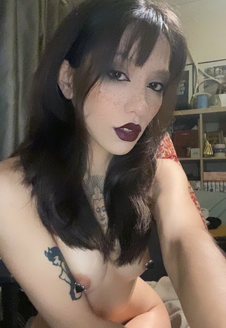 bbytenshi_ pornographic actress image