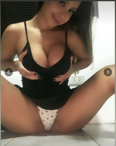 Johanna Belen pornstar perfect pic