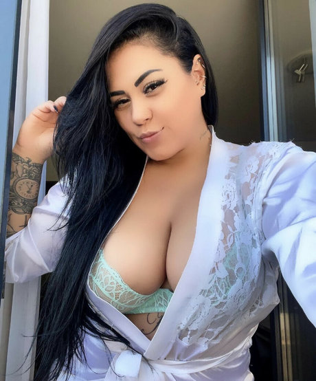 Thammy Raiza nudes actress gallery