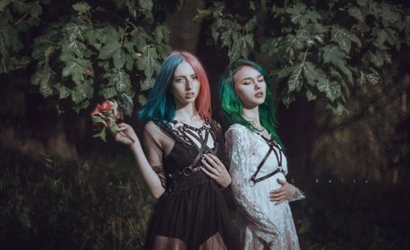 Rocken Rollia model sexy gallery