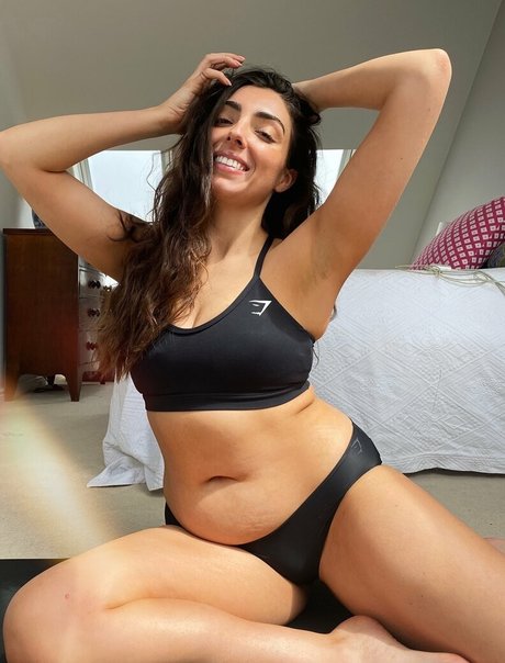 Nelly London hot pornstar photo