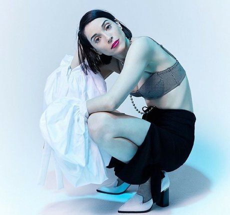 St Vincent model hot pic