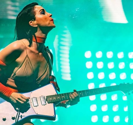 St Vincent pornstar top photo
