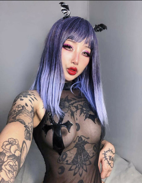 Yenny Zhao beautiful star pic