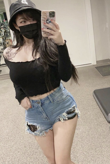 smolmikuu top model pictures