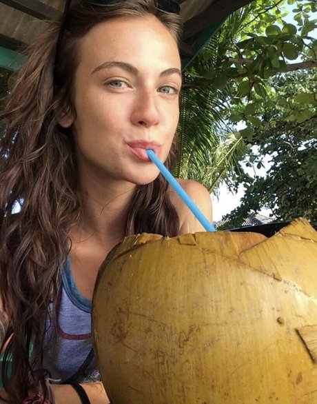 Melodymate model beautiful pics