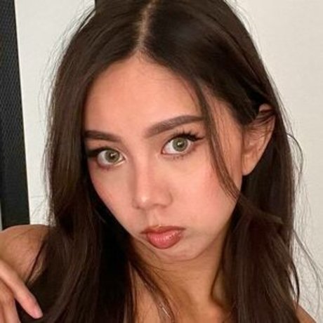 Janice plays nudes pornstar photo