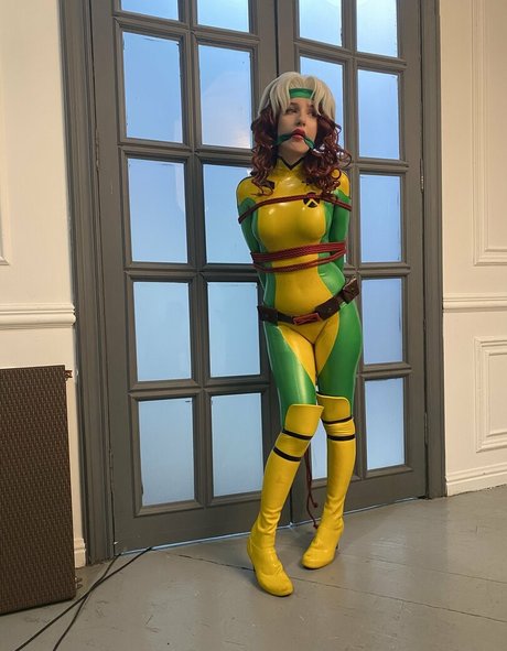 Anastasia Galuzina free model galleries