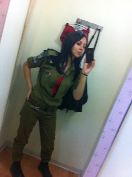 Jennie Naz sex actress photo