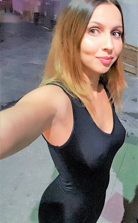 Jennie Naz model pornographic pics