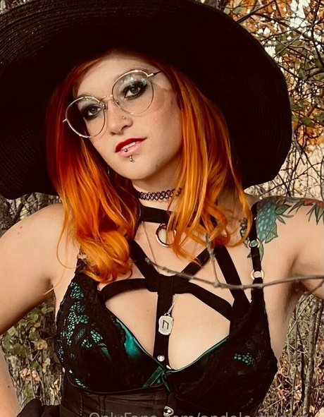 Andele thisway beautiful model img