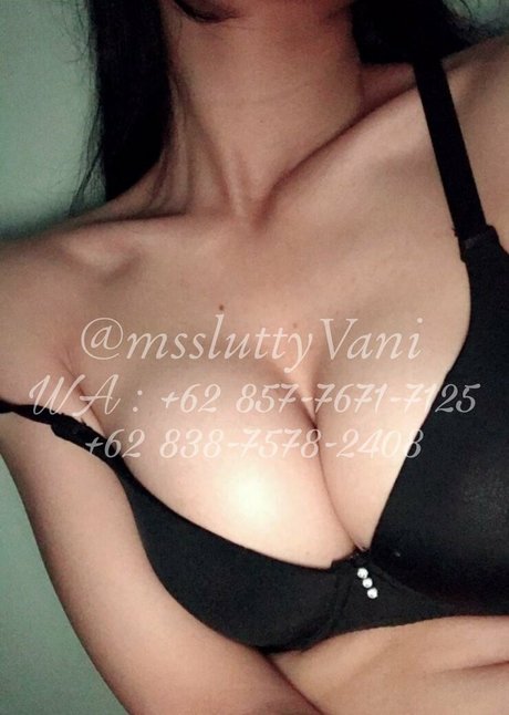 MssluttyVani star sex pic