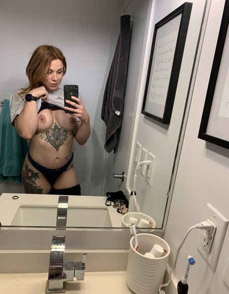 mature asian onlyfans hot naked image