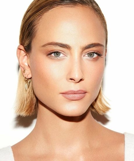 Nora Arnezeder pornographic actress photos