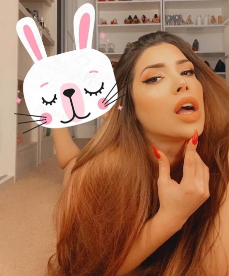 Mizz Ellaa ASMR star art gallery