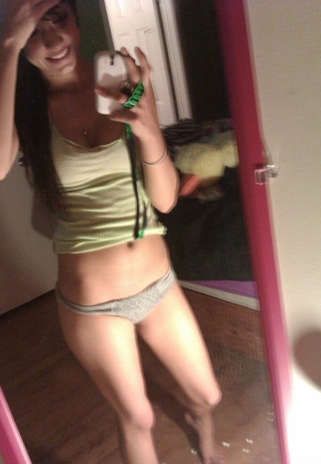 petite asian onlyfans sexy nude pics