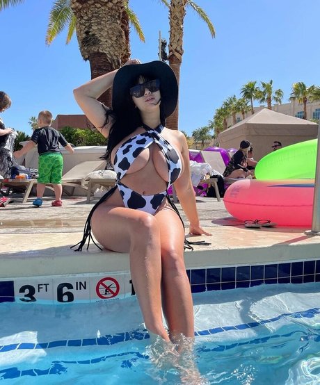 extreme squirt onlyfans free sexy pictures