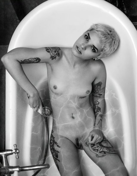 blonde nude onlyfans sex pic