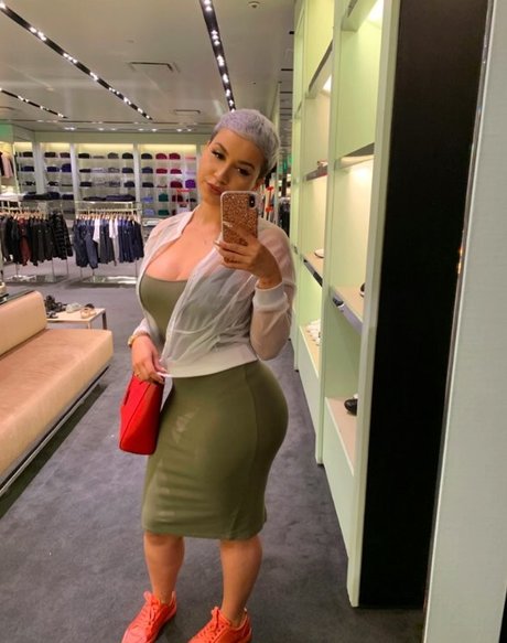 Stephmurves star nudes pics