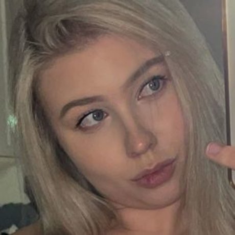 Pasha Pozdniakova hot actress img